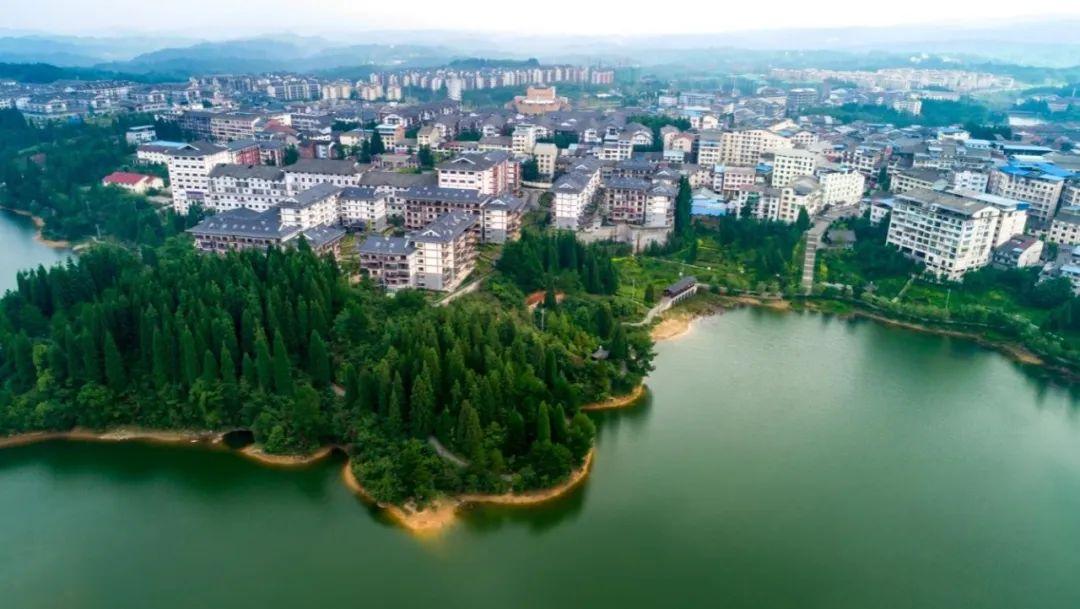 名片赞0.1元一万网站qq名片怎么点10个赞