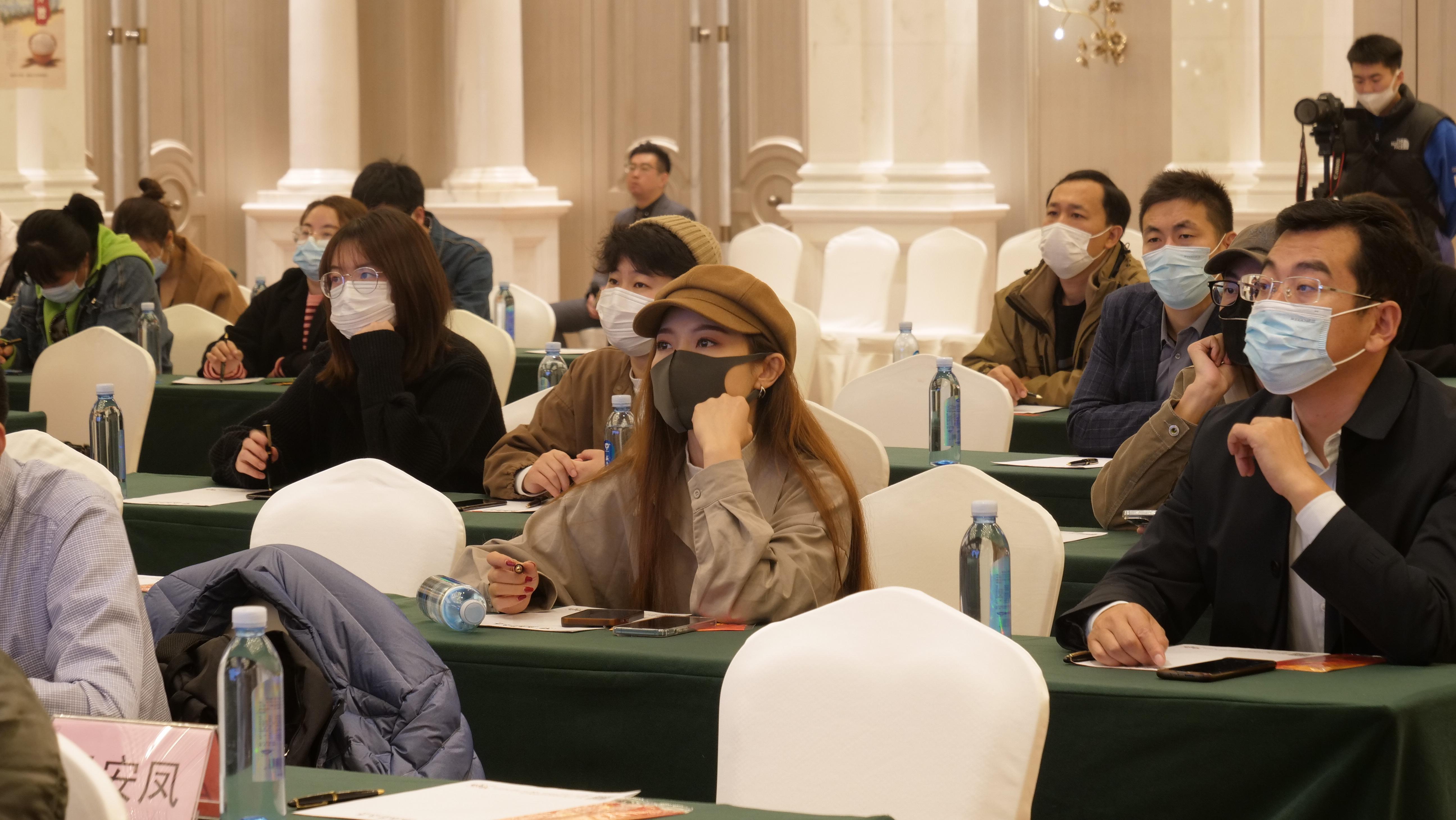 微信视频号点赞可以买吗苹果手机有没有微信加人或者微信朋友圈点赞的app