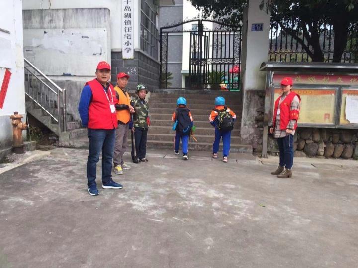 微信视频号大拇指看不到是谁点的打麻将的过程中发生过什么尴尬或有趣的事情