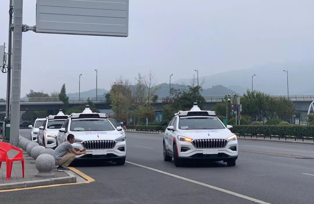 微信朋友圈一键点赞免费版有哪些好用的小说阅读APP值得推荐