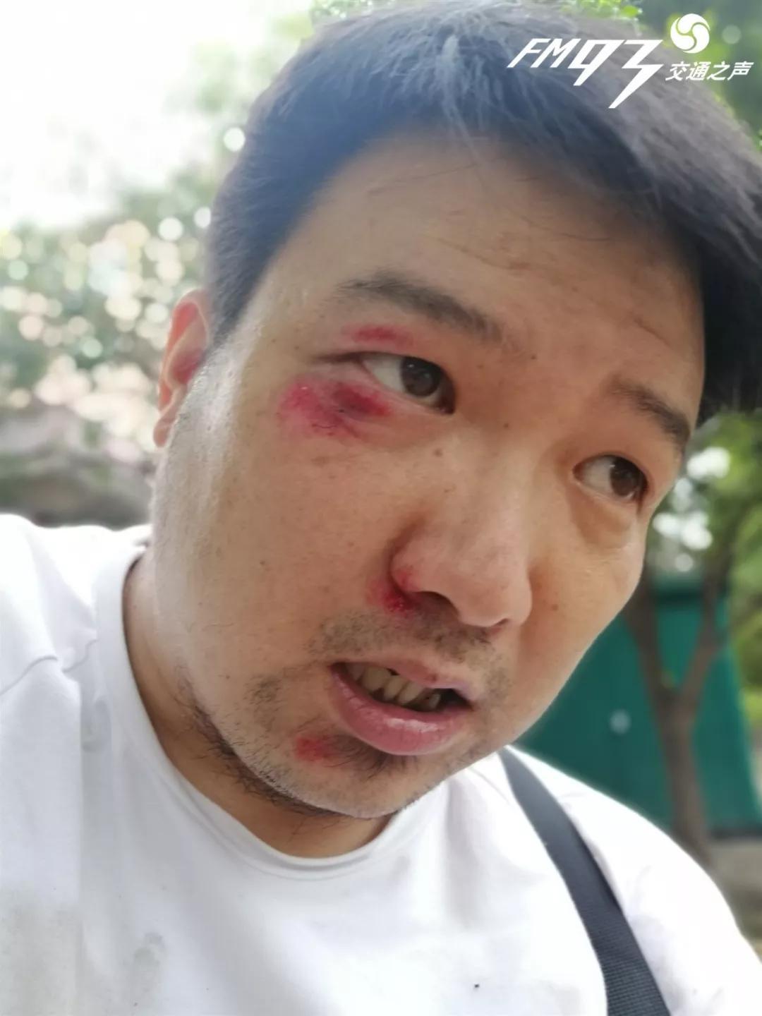 朋友圈点赞100个截图自动赞朋友圈有什么用